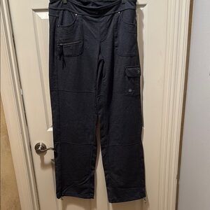 Athleta Bettona Boyfriend dark gray Cargo Pants - MT